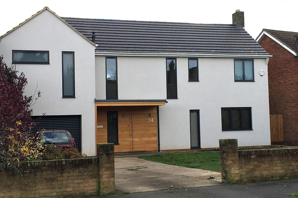 Contemporary house with aluminium windows