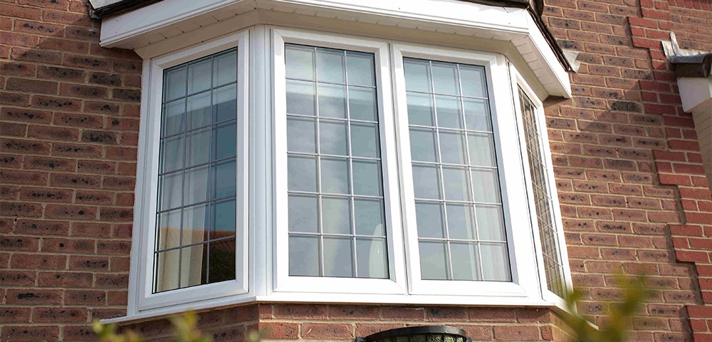 white aluminium bay window