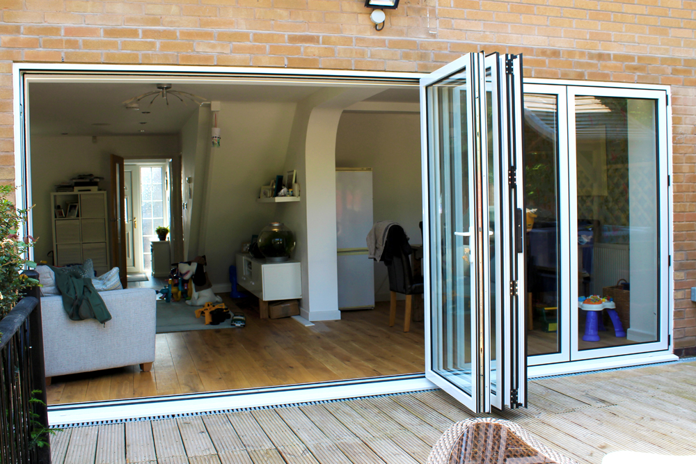 White bi-folding door in Queniborough Leicester